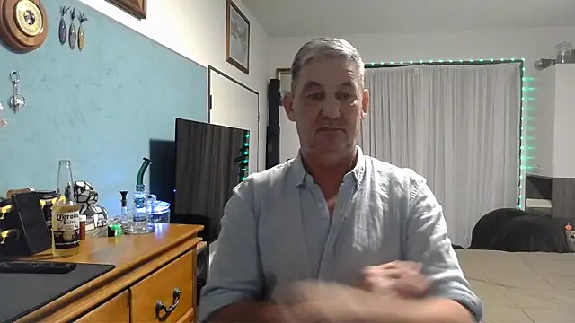 Snapshot of ChunkyMonkey007 chatting on 12-24-24, 09:06 ChunkyMonkey007 online show from 12-24-24, 09:06