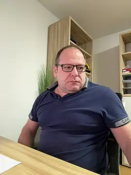 coupleLatinaLovers online show from 12-30-24, 05:58