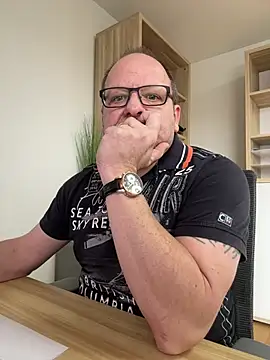 coupleLatinaLovers online show from 02-21-25, 11:55