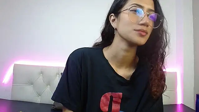 KaitlynLoveCam online show from 03-14-25, 04:21