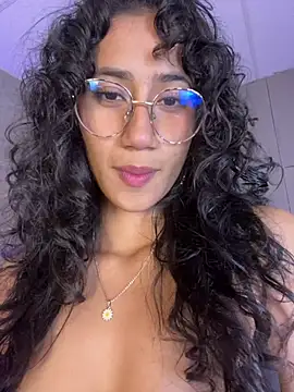 KaitlynLoveCam online show from 02-22-26, 10:08