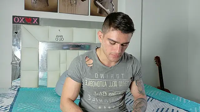 Sexy Alejandro  online show from 01-15-25, 12:04