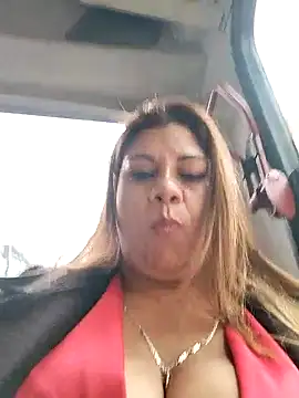 Laura-Hernandez online show from 01-17-25, 07:49