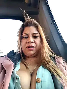 Laura-Hernandez online show from 01-22-25, 10:15