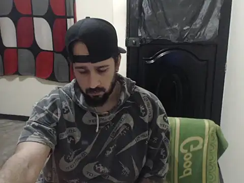 Snapshot of leonamable12 chatting on 03-01-26, 05:09 leonamable12 online show from 03-01-26, 05:09