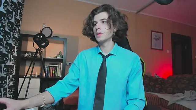 Snapshot of daddyMarty420 chatting on 11-02-25, 07:11 daddyMarty420 online show from 11-02-25, 07:11