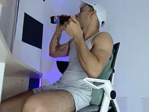 Carringtonhot online show from 12-22-24, 10:36