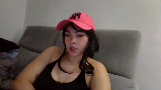 Snapshot of Kiri_Cutee chatting on 12-10-24, 05:07 Kiri Cutee online show from 12-10-24, 05:07