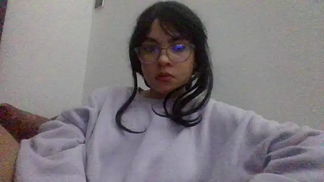 Snapshot of Kiri_Cutee chatting on 02-04-25, 05:42 Kiri Cutee online show from 02-04-25, 05:42