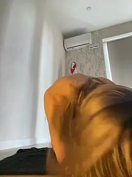 kira proxima 02 online show from 03-18-25, 10:14