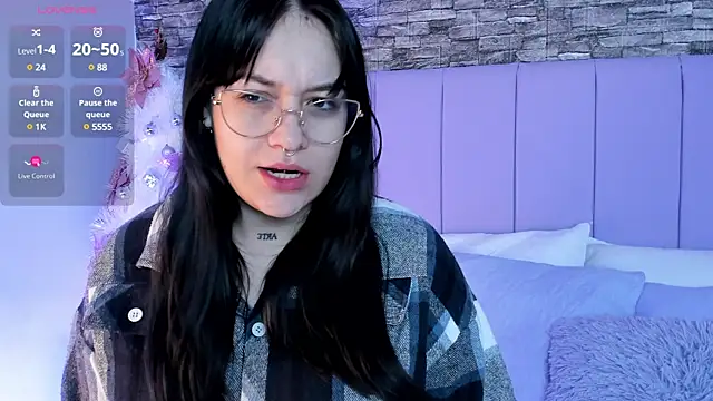 Snapshot of aurora_sweet2 chatting on 12-30-24, 11:37 aurora sweet2 online show from 12-30-24, 11:37