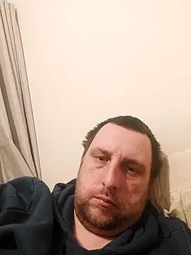 HE-M123 online show from 03-09-25, 08:42