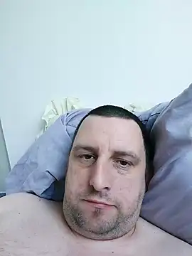 HE-M123 online show from 09-30-25, 07:57