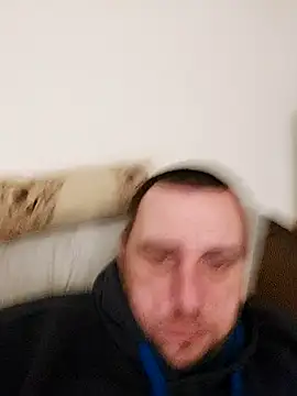 HE-M123 online show from 10-07-25, 07:44