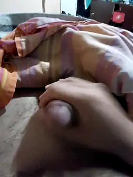 Snapshot of Camilo-31RI chatting on 02-15-26, 01:09 Camilo-31RI online show from 02-15-26, 01:09