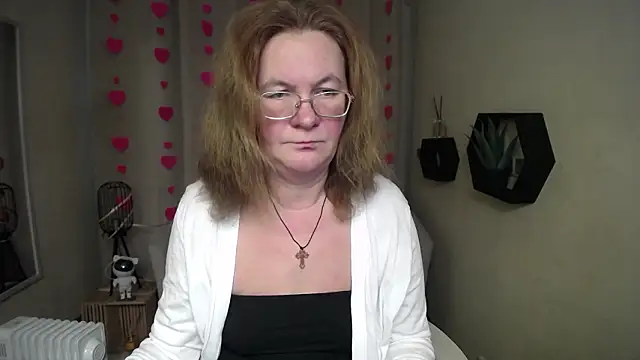 HolyMilfa online show from 02-08-26, 01:03