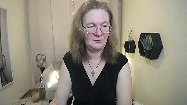 HolyMilfa online show from 02-17-26, 01:18