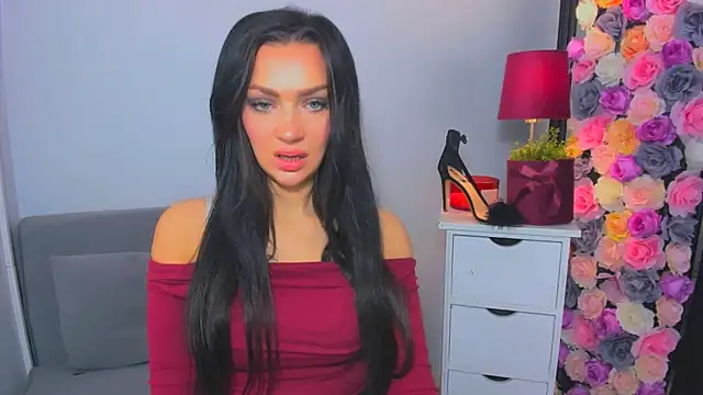 Snapshot of OliviaFantasy chatting on 11-08-25, 10:26 OliviaFantasy online show from 11-08-25, 10:26