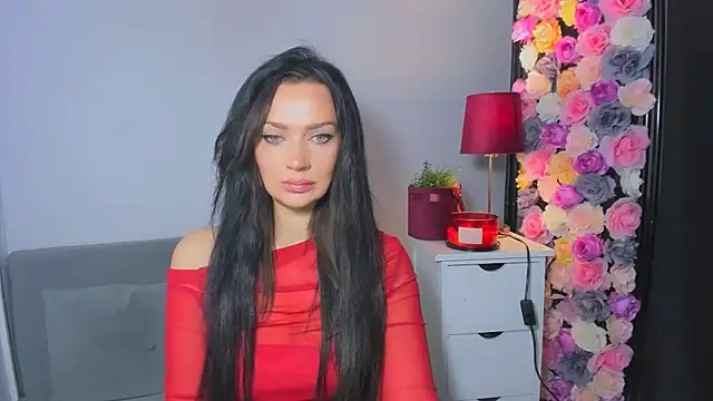 Snapshot of OliviaFantasy chatting on 11-12-25, 09:32 OliviaFantasy online show from 11-12-25, 09:32