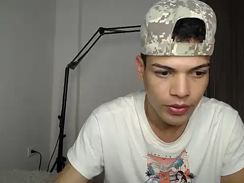 SWEET MIGUEL online show from 10-01-25, 11:44