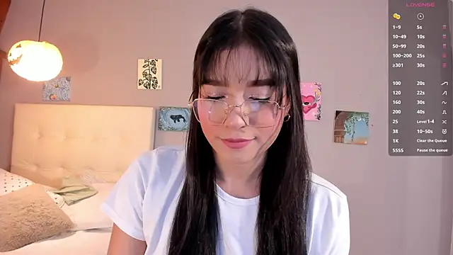 Maia W10 online show from 05-22-26, 12:11