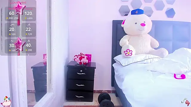 Snapshot of Catalina_Jonex chatting on 10-01-25, 07:42 Catalina Jonex online show from 10-01-25, 07:42