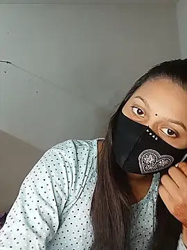 Snapshot of Nadia-2 chatting on 12-19-24, 02:24 Nadia-2 online show from 12-19-24, 02:24