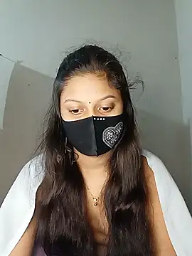 Snapshot of Nadia-2 chatting on 12-25-24, 10:27 Nadia-2 online show from 12-25-24, 10:27