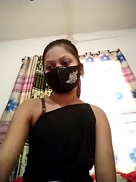 Snapshot of Nadia-2 chatting on 11-05-25, 04:56 Nadia-2 online show from 11-05-25, 04:56