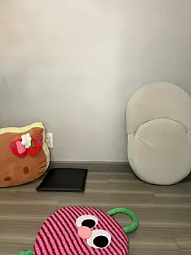 Snapshot of Fairy-HF chatting on 02-25-26, 06:23 Fairy-HF online show from 02-25-26, 06:23