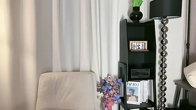 Snapshot of Fairy-HF chatting on 06-27-26, 12:44 Fairy-HF online show from 06-27-26, 12:44