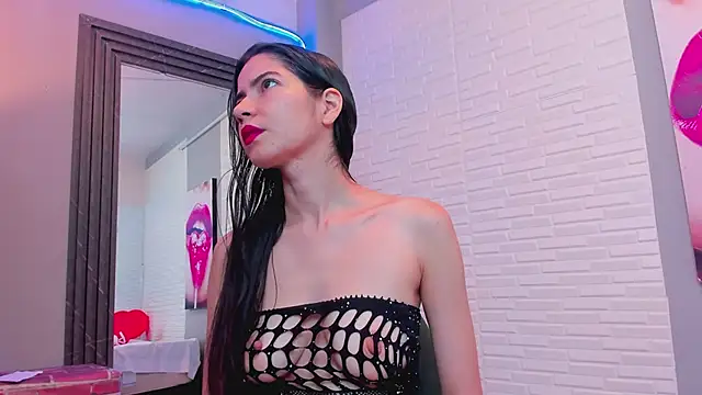 Snapshot of sweetieandjuicyy chatting on 02-20-25, 02:24 sweetieandjuicyy online show from 02-20-25, 02:24