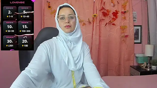 Snapshot of BadraSaadi chatting on 01-14-25, 04:08 BadraSaadi online show from 01-14-25, 04:08