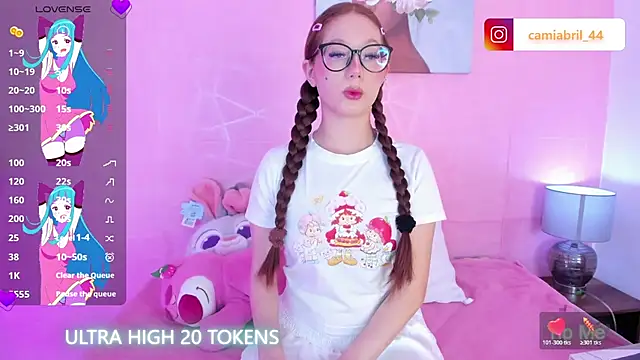 Trixiroy online show from 04-16-26, 04:24