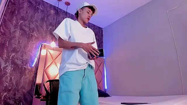 megan 100 online show from 01-12-25, 07:10