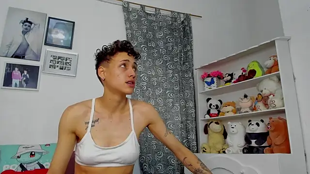 megan 100 online show from 02-11-26, 04:12