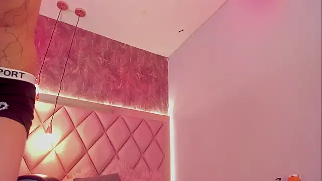 megan 100 online show from 04-14-26, 06:36