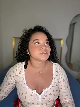 Lucy wilson5 online show from 02-06-26, 03:22