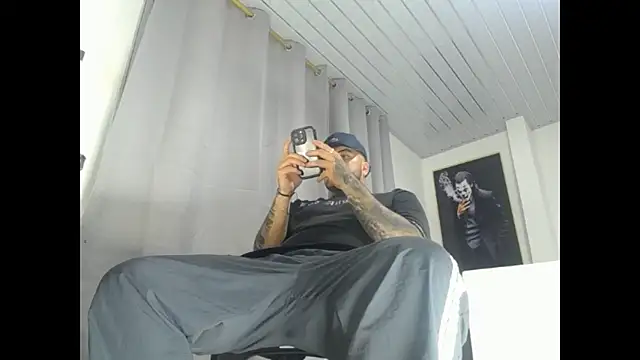 Dexter-T online show from 11-23-25, 04:23