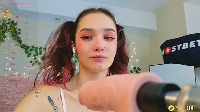 MyLou  online show from 01-07-25, 07:06