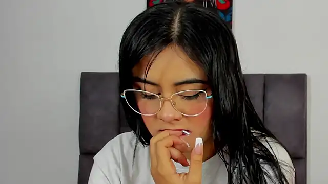 Dulce amg online show from 03-17-25, 01:29