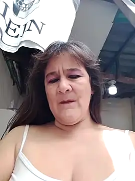 Snapshot of DirtyStefaniax chatting on 10-01-25, 04:46 DirtyStefaniax online show from 10-01-25, 04:46