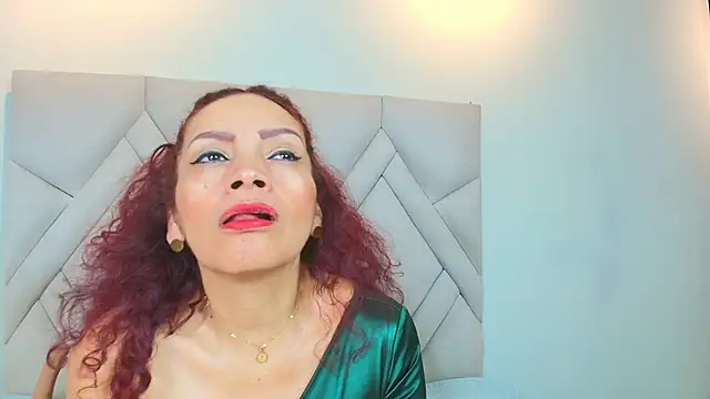 Kasandra Gomez online show from 01-08-26, 12:29