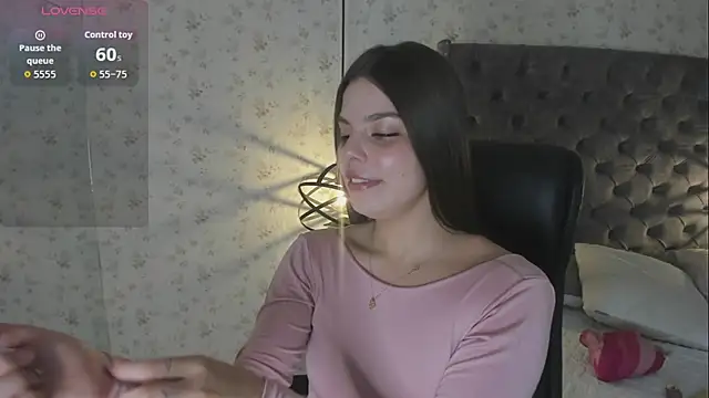LanaJones  online show from 07-04-26, 01:39