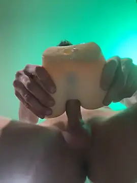 Snapshot of hornybdsmbwc chatting on 01-14-25, 04:15 hornybdsmbwc online show from 01-14-25, 04:15