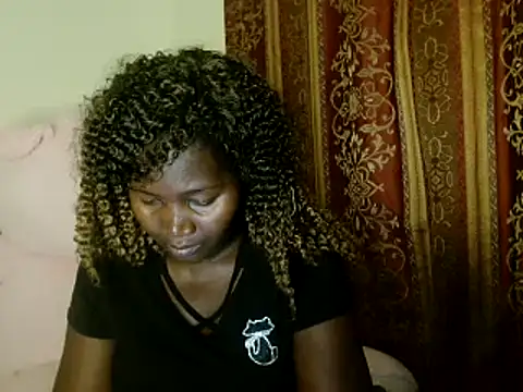 Snapshot of Sexxy_prity25 chatting on 03-22-25, 06:58 Sexxy prity25 online show from 03-22-25, 06:58