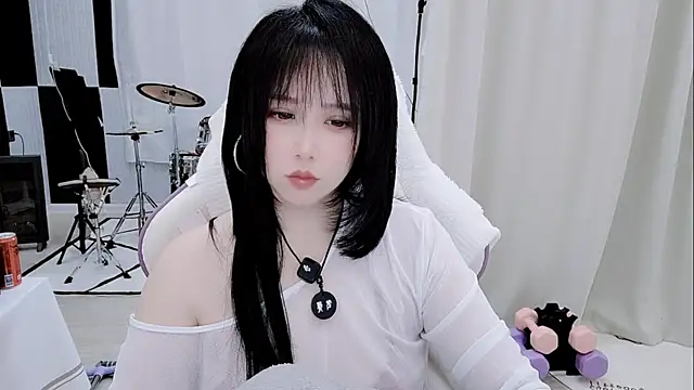 Vaness-a online show from 04-20-26, 08:39