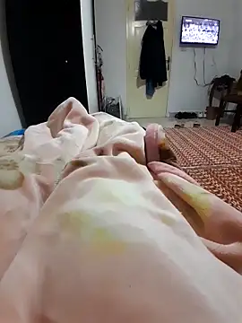 Snapshot of Hazembahloul chatting on 11-19-25, 10:21 Hazembahloul online show from 11-19-25, 10:21