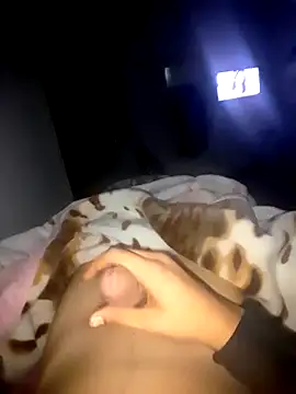 Snapshot of Hazembahloul chatting on 11-25-25, 09:59 Hazembahloul online show from 11-25-25, 09:59