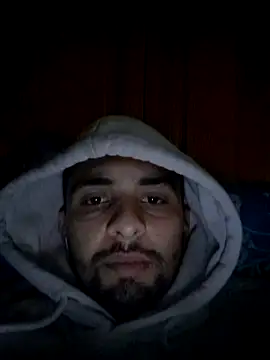 Snapshot of Hazembahloul chatting on 01-08-26, 11:40 Hazembahloul online show from 01-08-26, 11:40